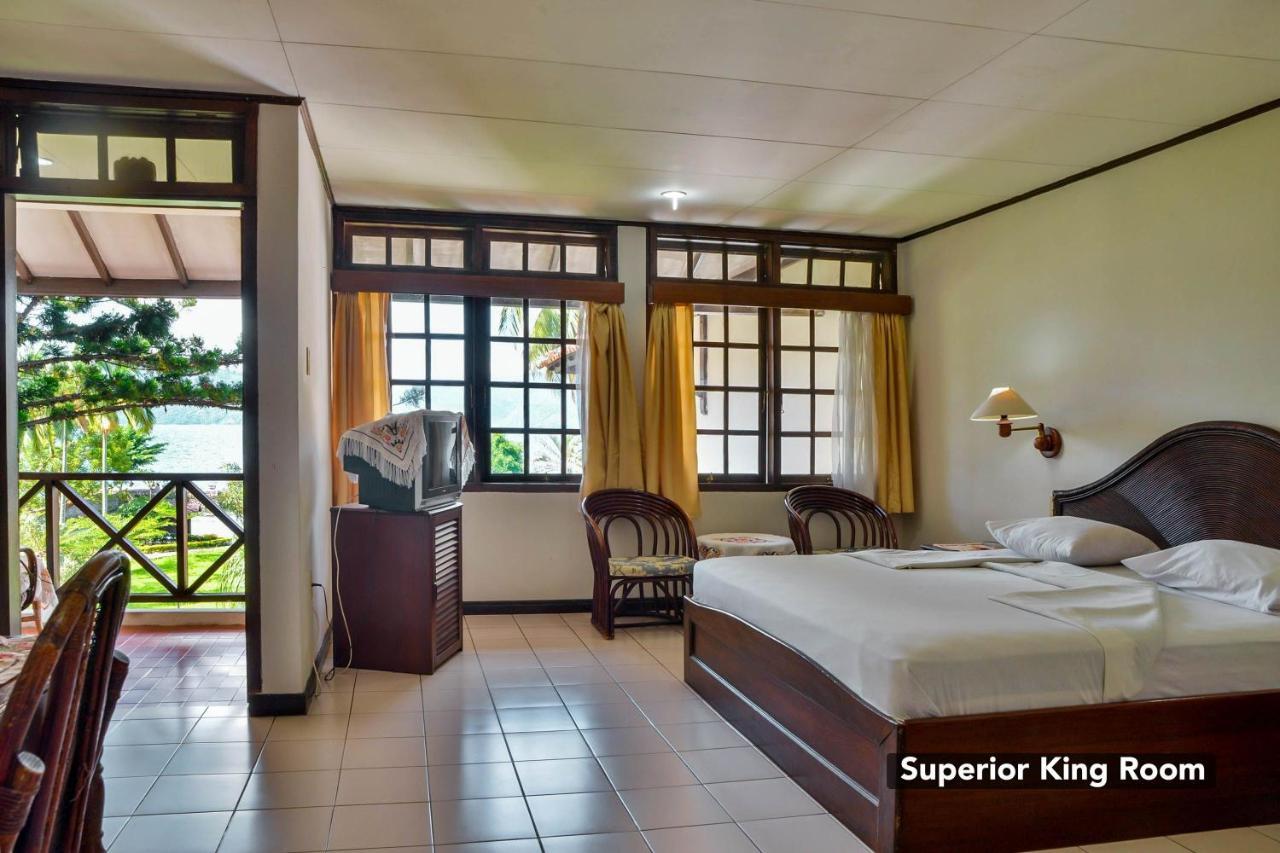 Silintong Hotel Ambarita Exteriér fotografie