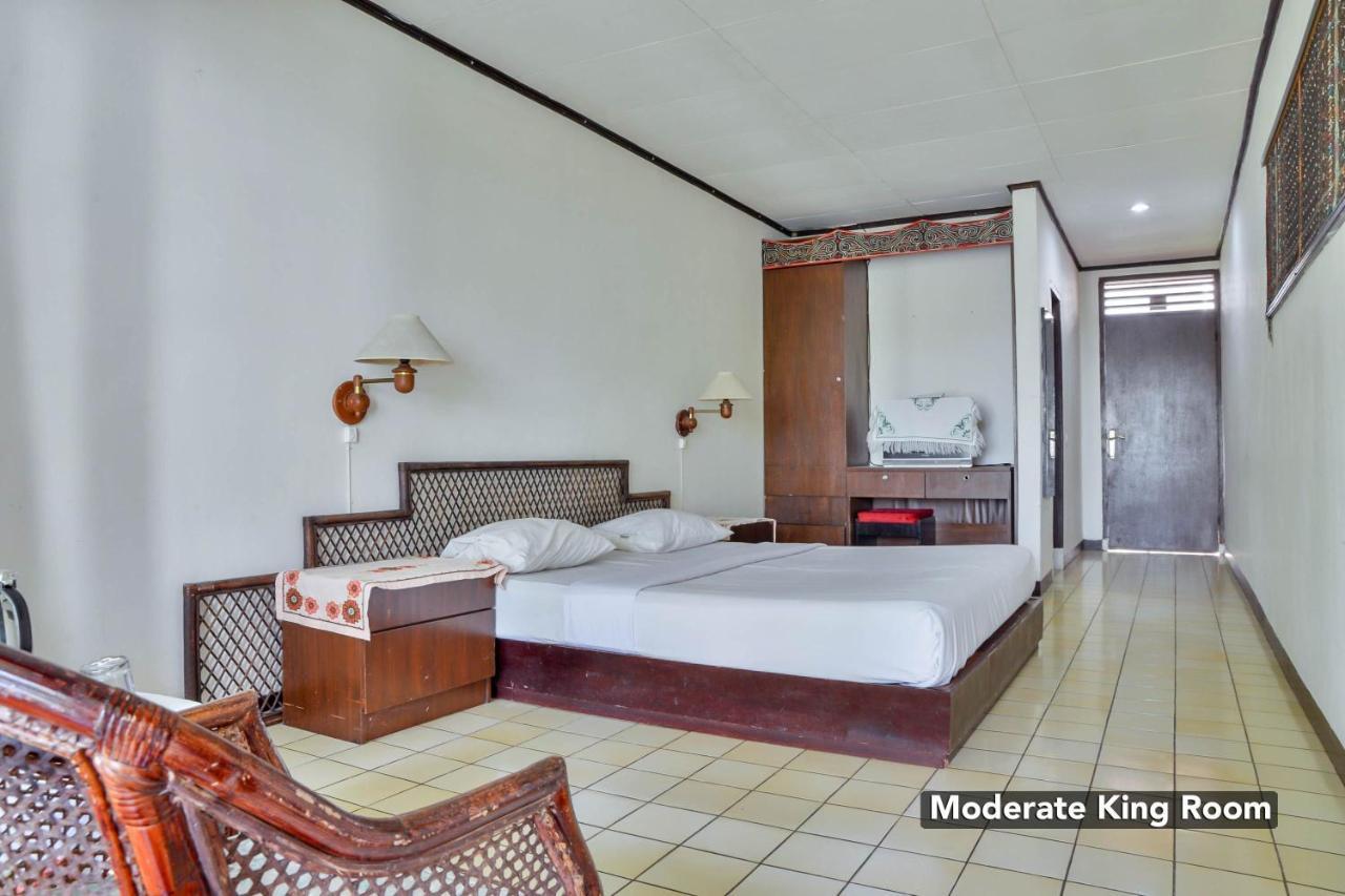 Silintong Hotel Ambarita Exteriér fotografie