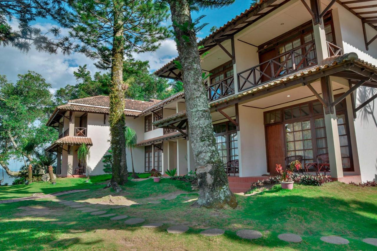 Silintong Hotel Ambarita Exteriér fotografie